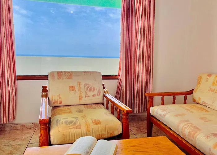 Vista Paraiso Тиас